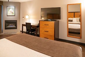 Pocaterra Inn and Waterslide