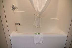 Pocaterra Inn and Waterslide