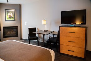 Pocaterra Inn and Waterslide