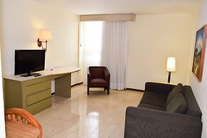 Ramada by Wyndham Hola Culiacan