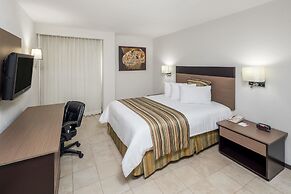 Ramada by Wyndham Hola Culiacan