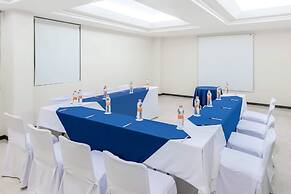 Ramada by Wyndham Hola Culiacan