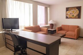 Ramada by Wyndham Hola Culiacan