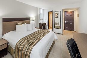 Ramada by Wyndham Hola Culiacan