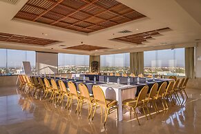 Ramada by Wyndham Hola Culiacan