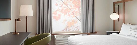 Fairfield by Marriott Inn & Suites Newport Cincinnati