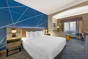 Comfort Suites Salem
