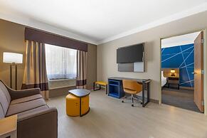 Comfort Suites Salem