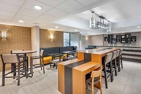 Drury Inn & Suites Champaign