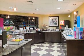 Larkspur Landing Select Carlisle