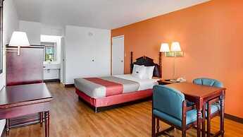 Motel 6 White House, TN