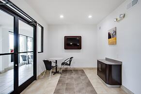 Motel 6 White House, TN