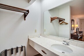 Motel 6 White House, TN