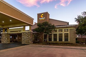 Comfort Suites NW Dallas Near Love Field