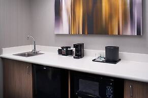 Courtyard by Marriott Cleveland Airport North