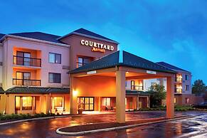 Courtyard by Marriott Cleveland Airport North