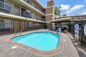 Quality Inn & Suites Anaheim Maingate