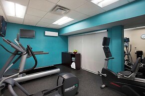 Fairfield Inn and Suites by Marriott Chicago Midway Airport