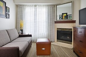 Residence Inn Houston The Woodlands / Lake Front Circle