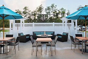 Residence Inn Houston The Woodlands / Lake Front Circle