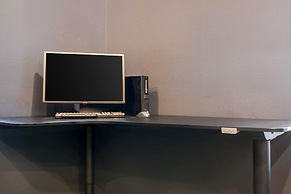 SPOT X Hotel Tampa - Wesley Chapel by The Red Collection