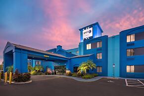 SPOT X Hotel Tampa - Wesley Chapel by The Red Collection