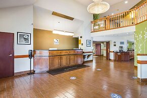 Sleep Inn & Suites - Airport