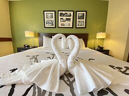 Sleep Inn & Suites - Airport