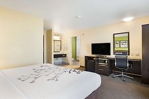 Sleep Inn & Suites - Airport