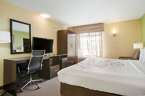 Sleep Inn & Suites - Airport