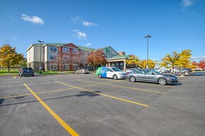 Holiday Inn Express Hotel & Suites Oshkosh by IHG