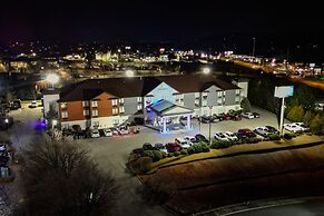 Holiday Inn Express & Suites Knoxville-North-I-75 Exit 112, an IHG Hot