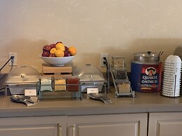Country Inn & Suites by Radisson, West Valley City, UT