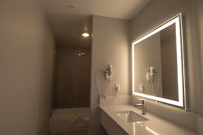 Days Inn by Wyndham Carlsbad