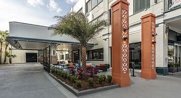 St Charles Coach House, Ascend Hotel Collection