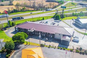 OYO Hotel Brownsville TN I-40