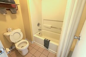 OYO Hotel Brownsville TN I-40