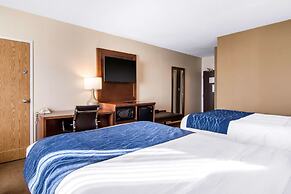 Comfort Inn & Suites Medicine Hat
