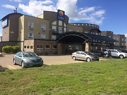 Comfort Inn & Suites Medicine Hat