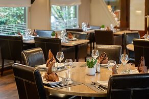 Logis Hotel Restaurant des Acacias Lille Tourcoing
