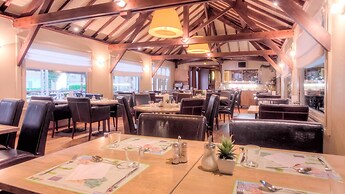 Logis Hotel Restaurant des Acacias Lille Tourcoing