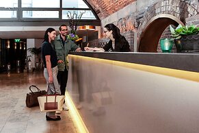 The Address Connolly