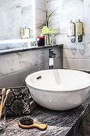 The Address Connolly