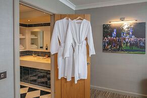 Best Western Heath Court Hotel