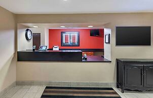 Extended Stay America Select Suites - Milwaukee - Wauwatosa