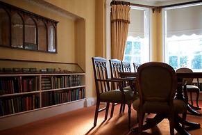 Flitwick Manor