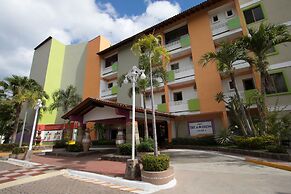 Decameron Los Cocos Guayabitos, Ramada All-Inclusive Resort