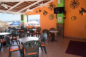 Decameron Los Cocos Guayabitos, Ramada All-Inclusive Resort