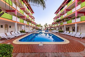 Decameron Los Cocos Guayabitos, Ramada All-Inclusive Resort