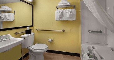 Best Western Ocean Sands Beach Resort